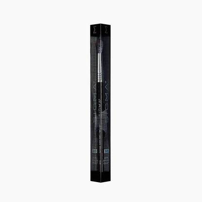 Sigma Beauty E33 Detail Diffused Crease™ Brush