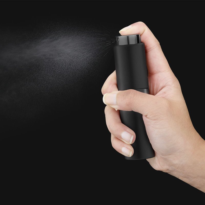 owlyee Cologne Travel Bottle 20ml - Large Size Perfume Atomizer Refillable for Men - Pocket Empty Fragrance Sprayer for Refill - 0.67oz Portable Twist Spray Sample Container for Purse Black