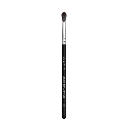 Sigma Beauty E33 Detail Diffused Crease™ Brush